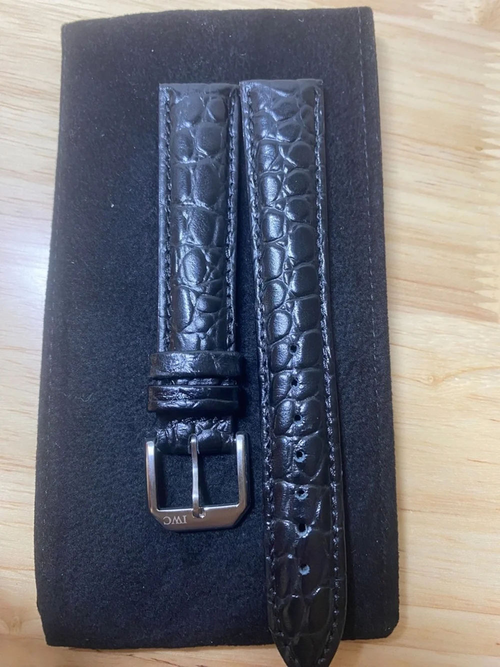 Vintage IWC Black Crocodile-Pattern Leather Watch Strap with Branded Buckle 18mm